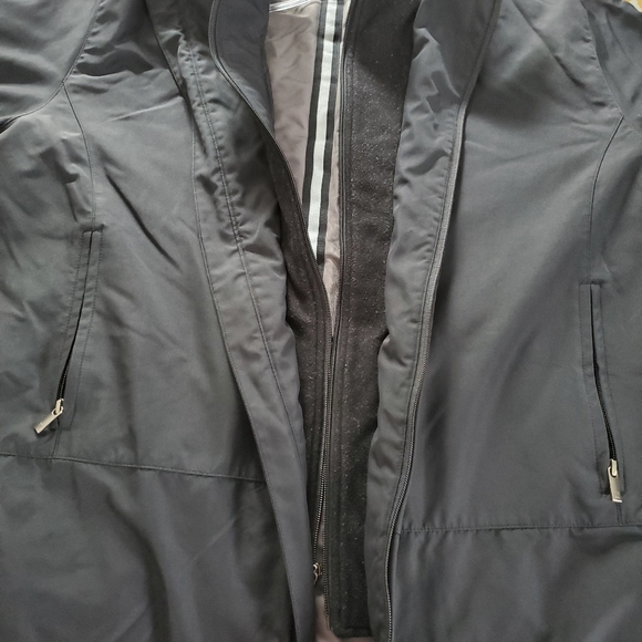 Men's Jacket - Picture 8 of 10